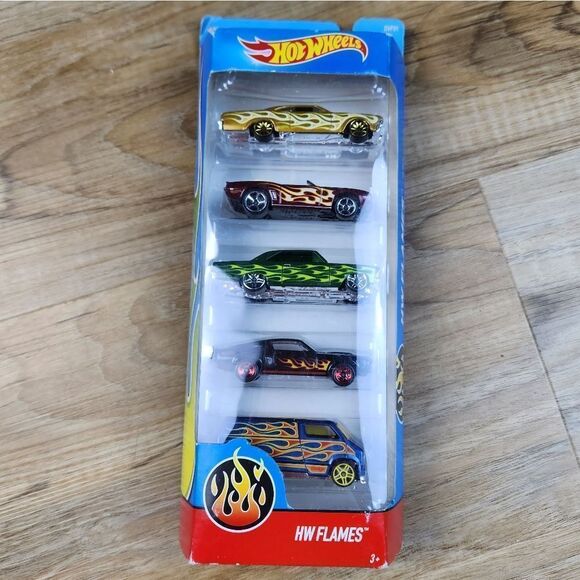 💜NIB Mattel 2016 Hot Wheels Flames Set of 5 Die-Cast Cars - Picture 2 of 5
